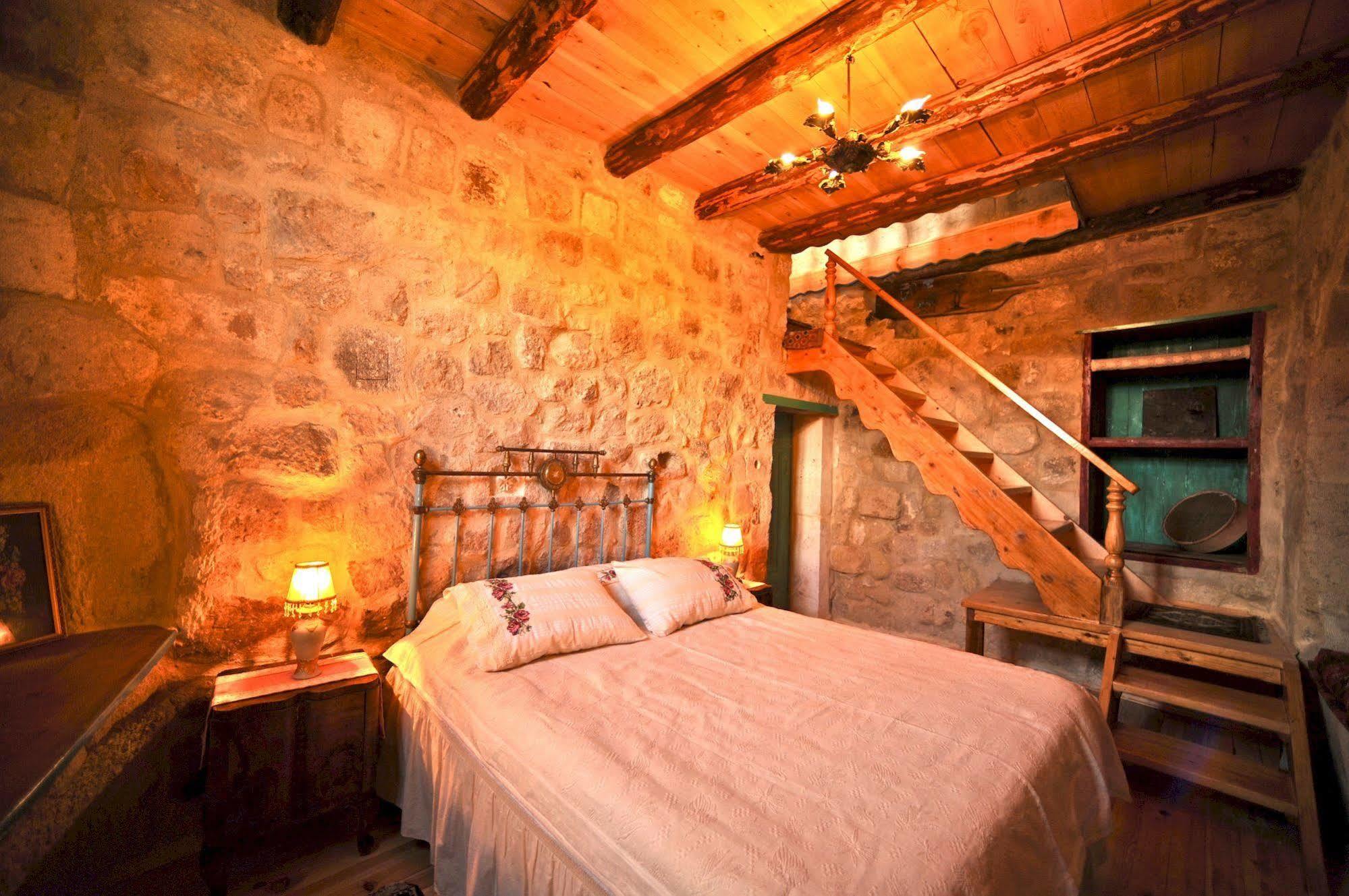 Anitya Cave House Apart Hotel Ortahisar ภายนอก รูปภาพ